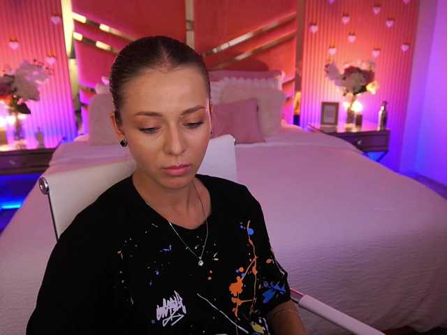 LoveeDove live cam on BongaCams