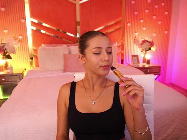 LoveeDove live cam on BongaCams