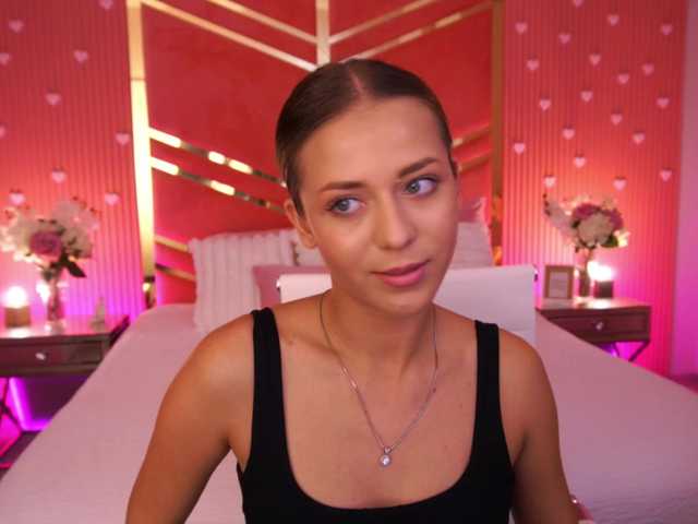 LoveeDove live cam on BongaCams