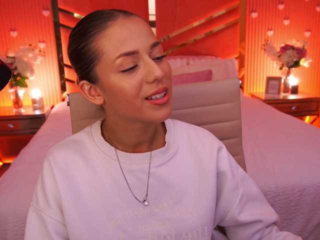 LoveeDove live cam on BongaCams