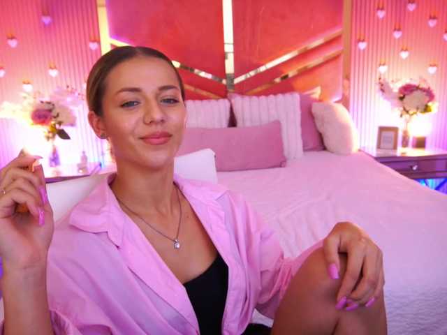 LoveeDove live cam on BongaCams