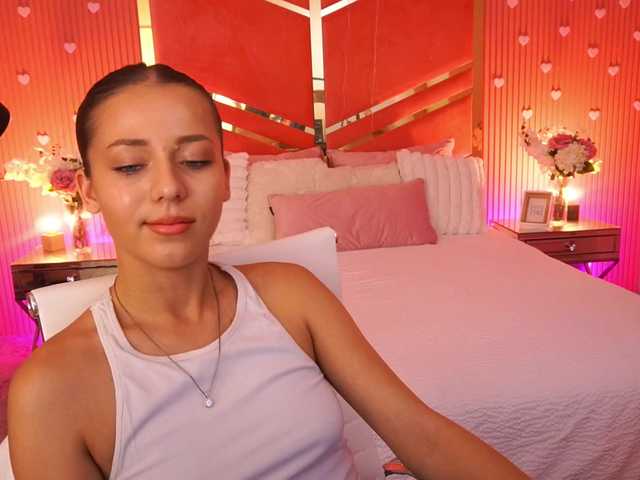 LoveeDove live cam on BongaCams