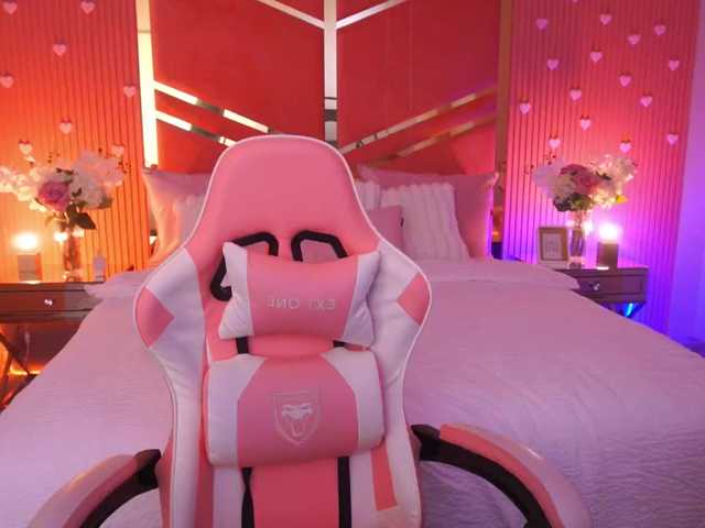 LoveeDove live cam on BongaCams