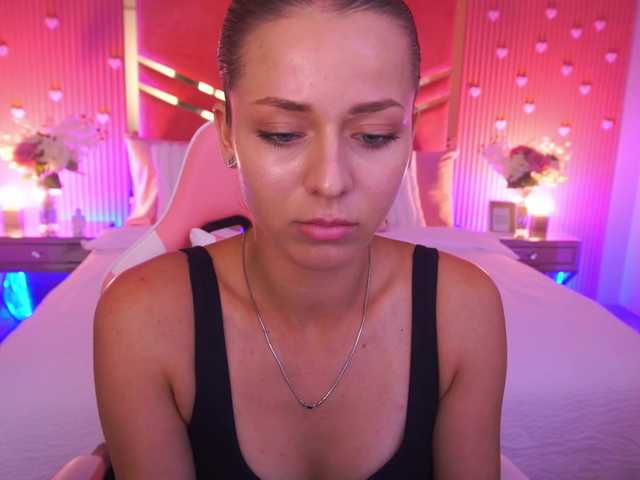 LoveeDove live cam on BongaCams