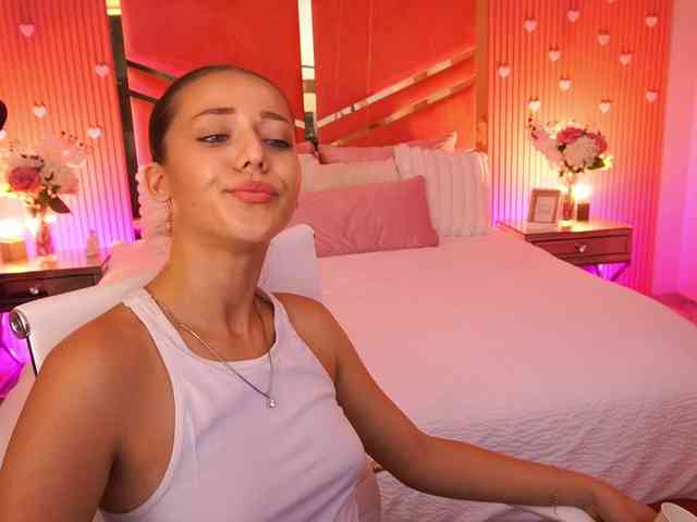 LoveeDove webcam