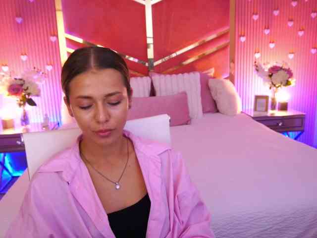 LoveeDove webcam