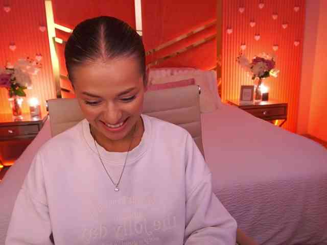 LoveeDove webcam