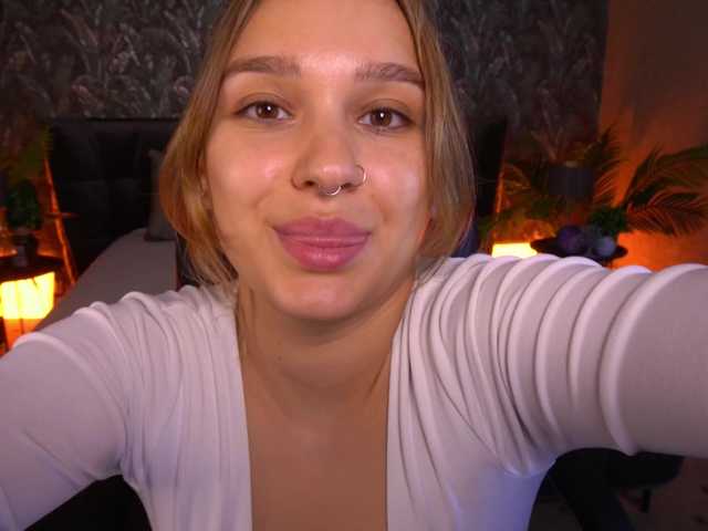 AnitaBelly live cam on BongaCams