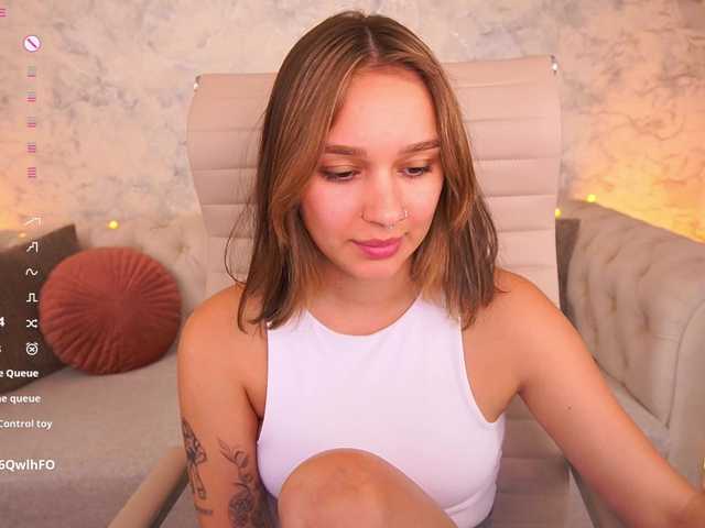 AnitaBelly live cam on BongaCams
