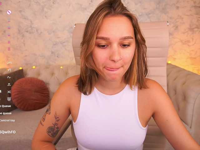 AnitaBelly live cam on BongaCams