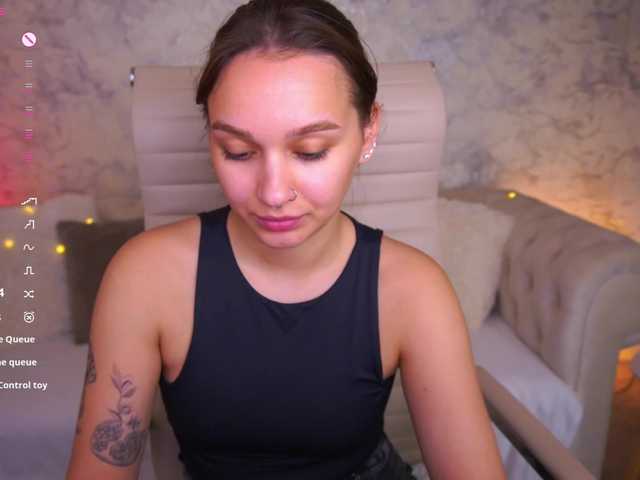 AnitaBelly live cam on BongaCams