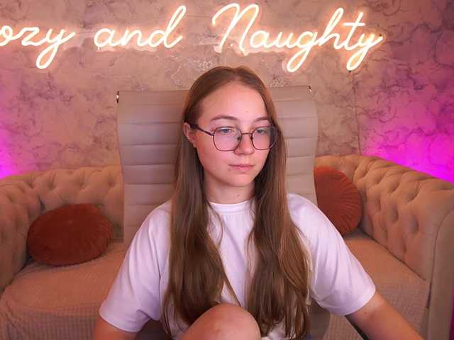 ArrinaWairr live cam on BongaCams