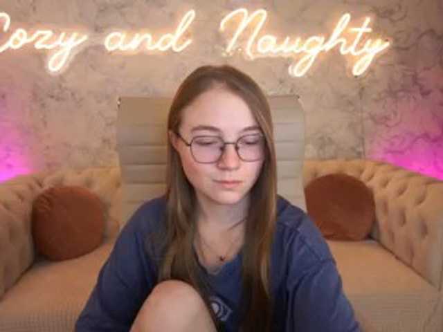 ArrinaWairr live cam on BongaCams