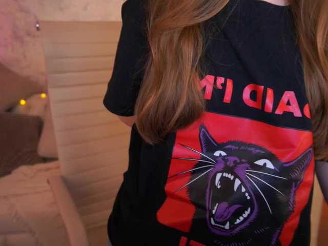ArrinaWairr live cam on BongaCams