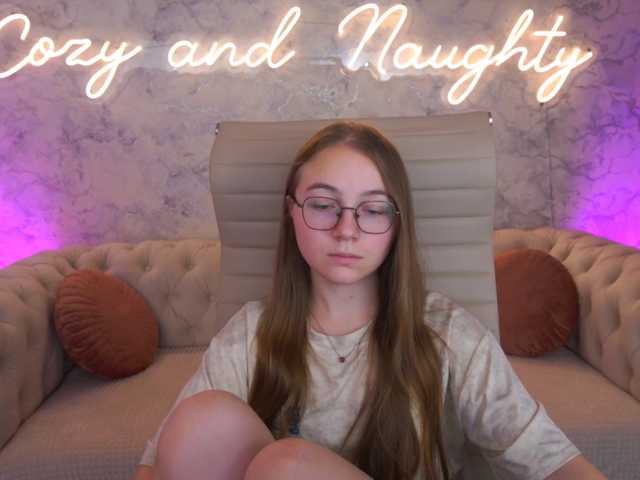 ArrinaWairr live cam on BongaCams