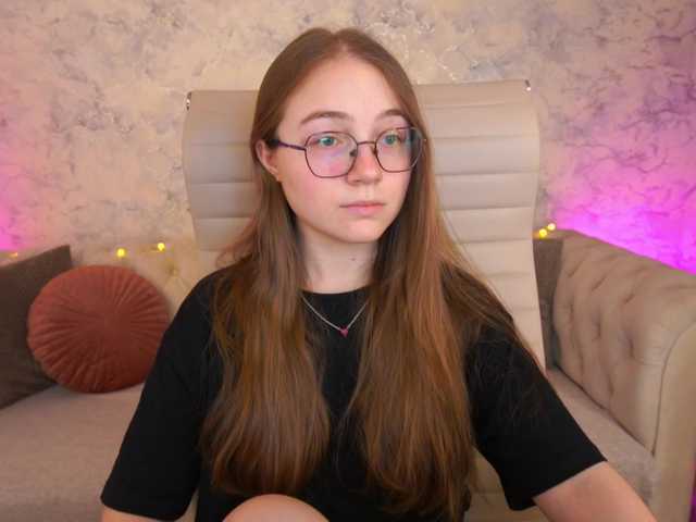ArrinaWairr live cam on BongaCams