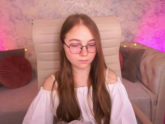 ArrinaWairr live cam on BongaCams