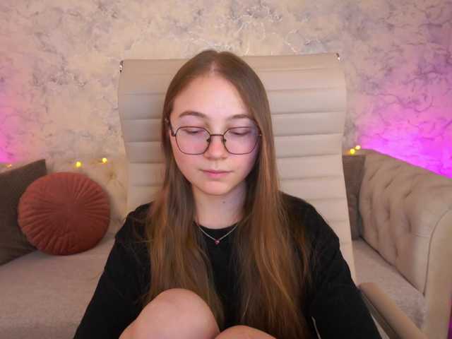 ArrinaWairr live cam on BongaCams
