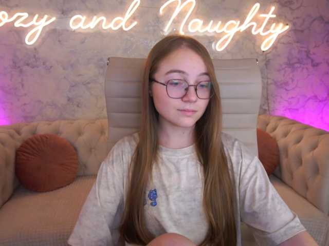 ArrinaWairr live cam on BongaCams