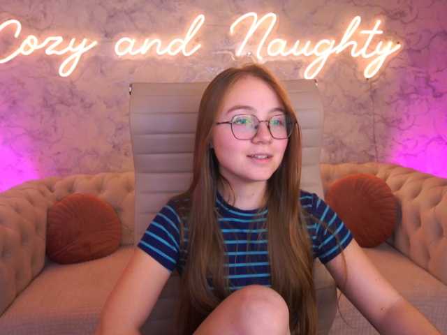 ArrinaWairr live cam on BongaCams