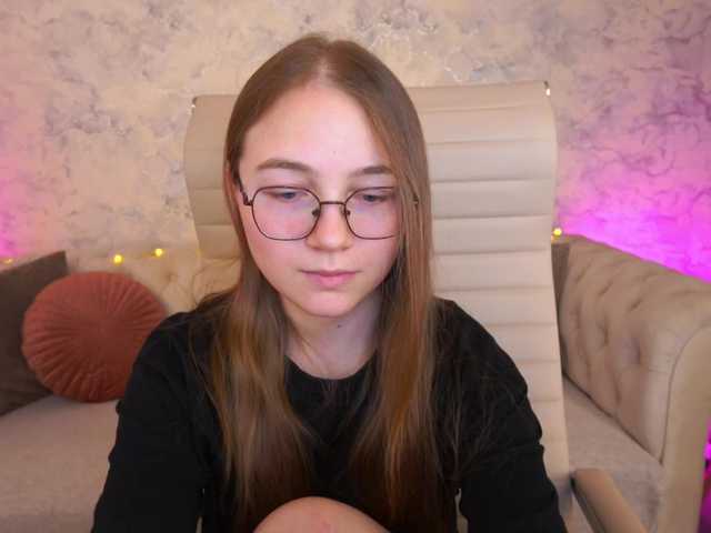ArrinaWairr live cam on BongaCams