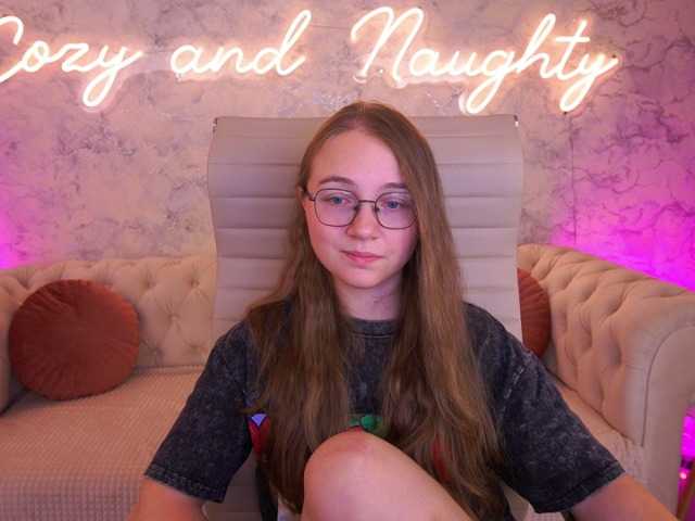 ArrinaWairr live cam on BongaCams