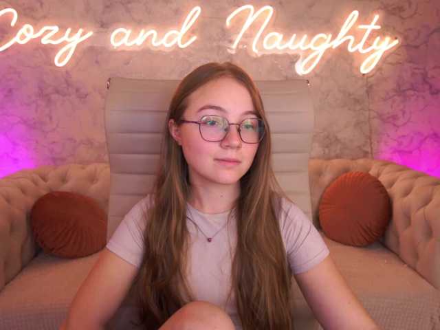 ArrinaWairr live cam on BongaCams