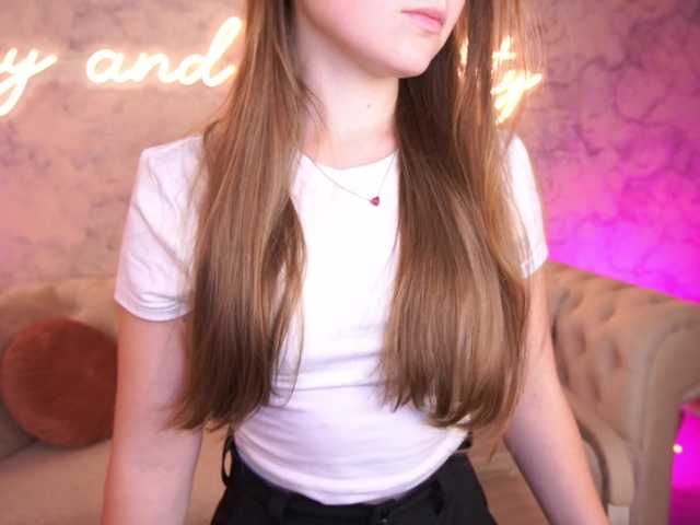 ArrinaWairr live cam on BongaCams