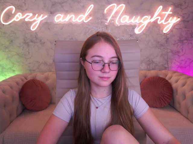 ArrinaWairr live cam preview