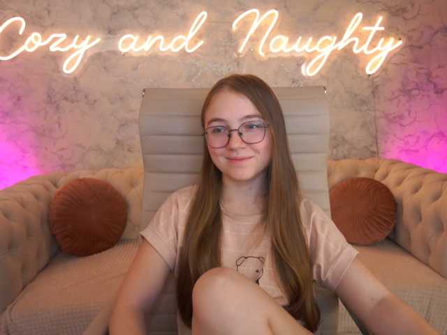 ArrinaWairr live cam on BongaCams