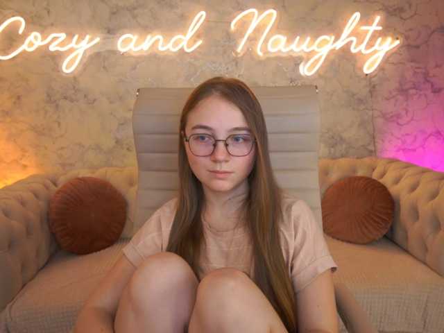 ArrinaWairr live cam on BongaCams