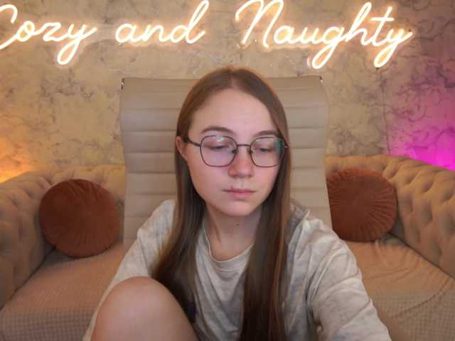 ArrinaWairr live cam on BongaCams