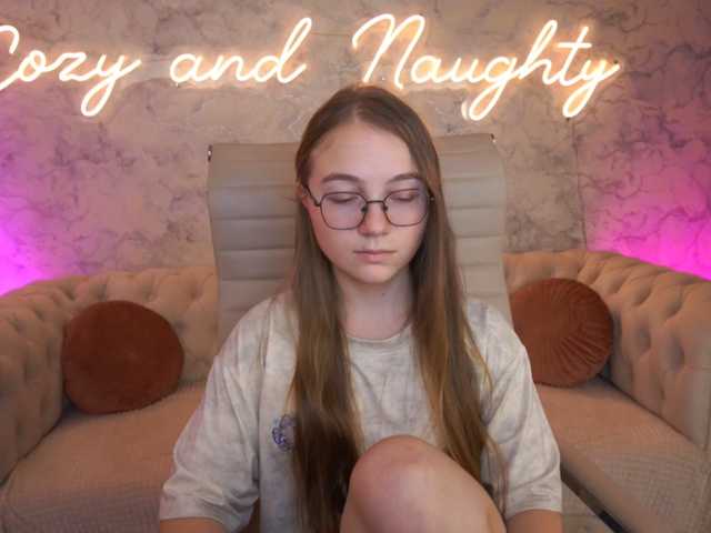 ArrinaWairr live cam on BongaCams