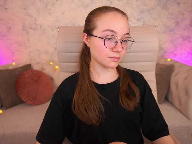 ArrinaWairr live cam on BongaCams