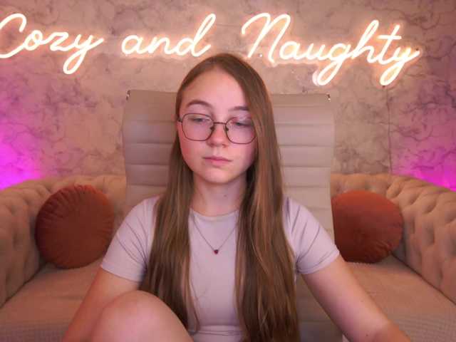 ArrinaWairr live cam on BongaCams
