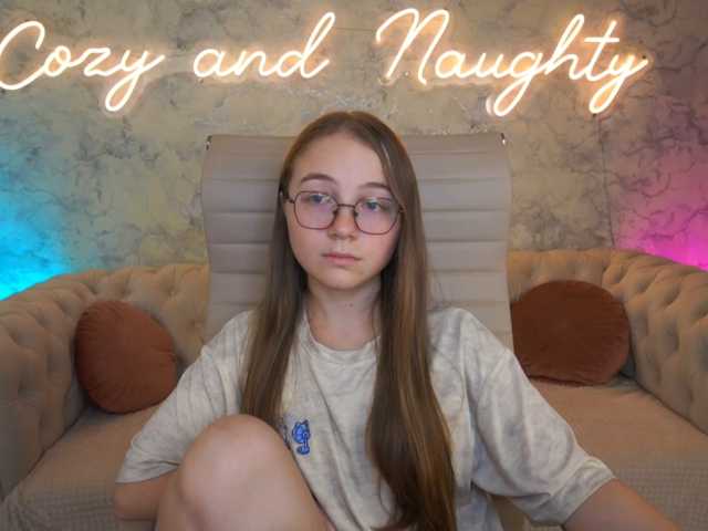 ArrinaWairr live cam on BongaCams