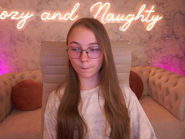 ArrinaWairr live cam on BongaCams
