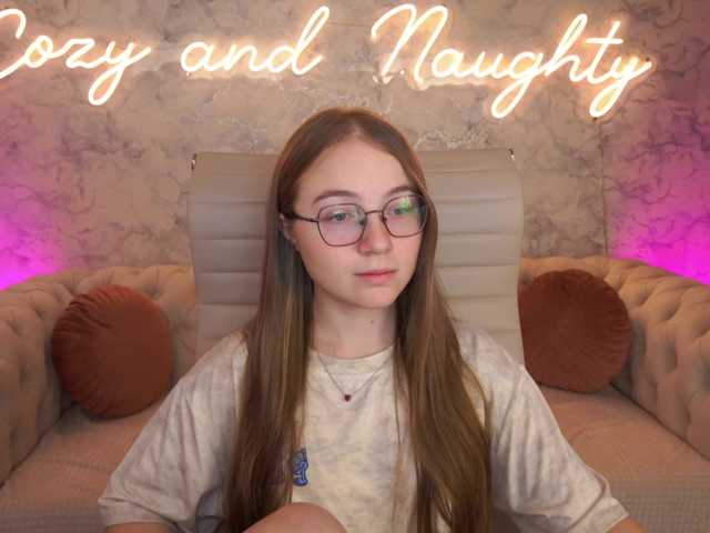 ArrinaWairr live cam on BongaCams