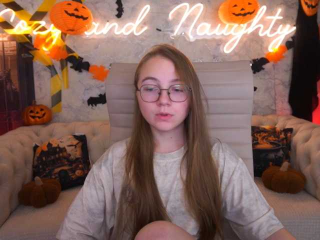 ArrinaWairr live cam on BongaCams
