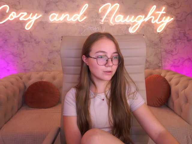 ArrinaWairr live cam on BongaCams
