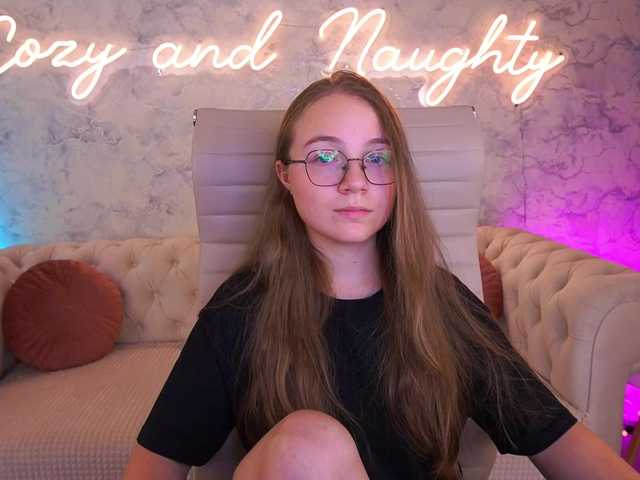 ArrinaWairr live cam on BongaCams