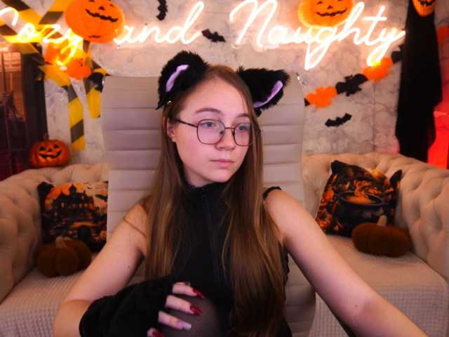 ArrinaWairr live cam on BongaCams