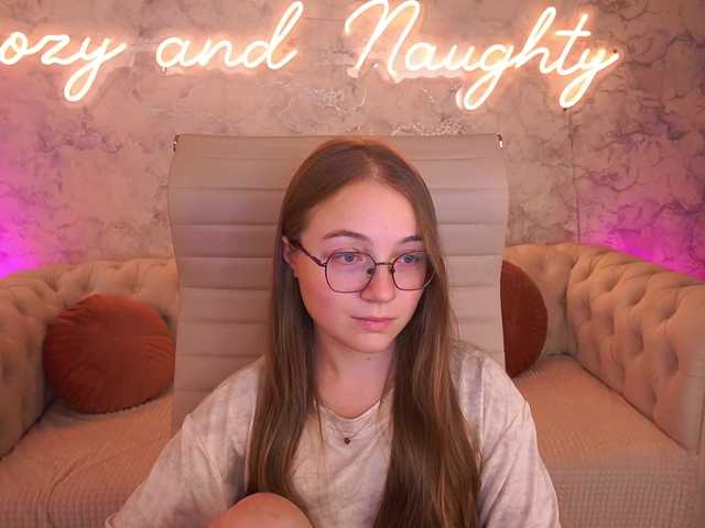 ArrinaWairr live cam on BongaCams