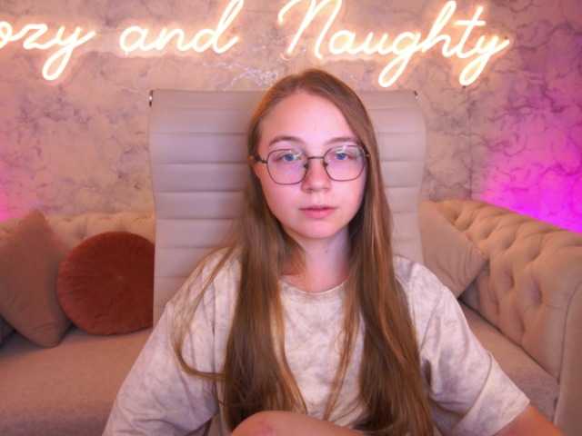 ArrinaWairr live cam on BongaCams