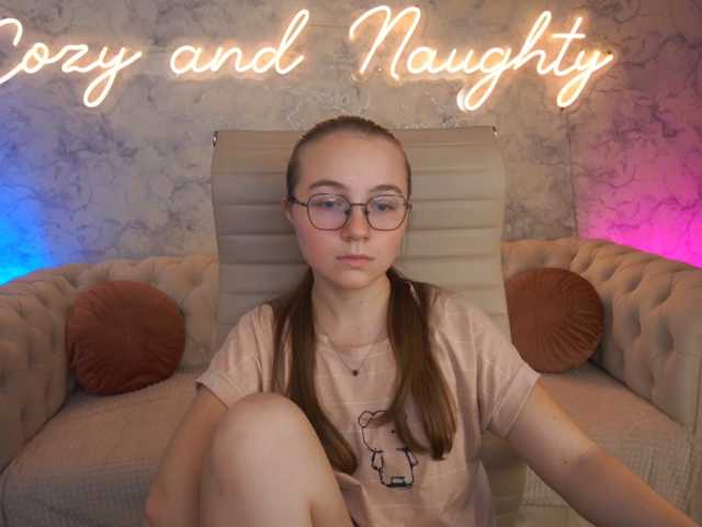 ArrinaWairr live cam on BongaCams