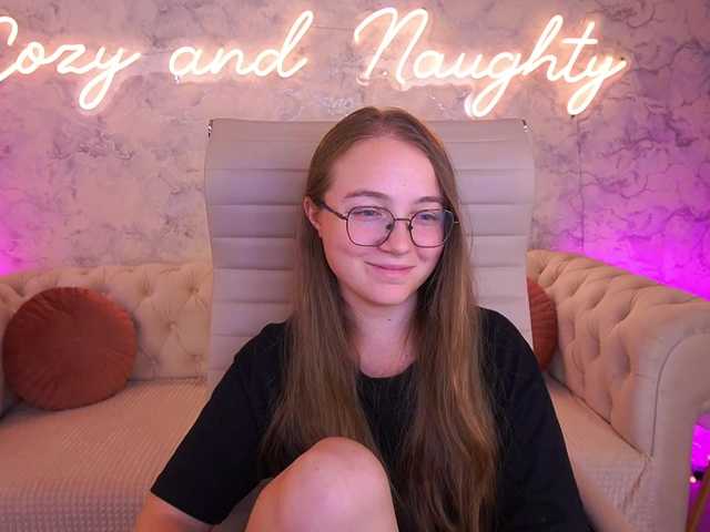 ArrinaWairr live cam on BongaCams
