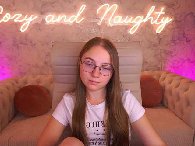 ArrinaWairr live cam on BongaCams