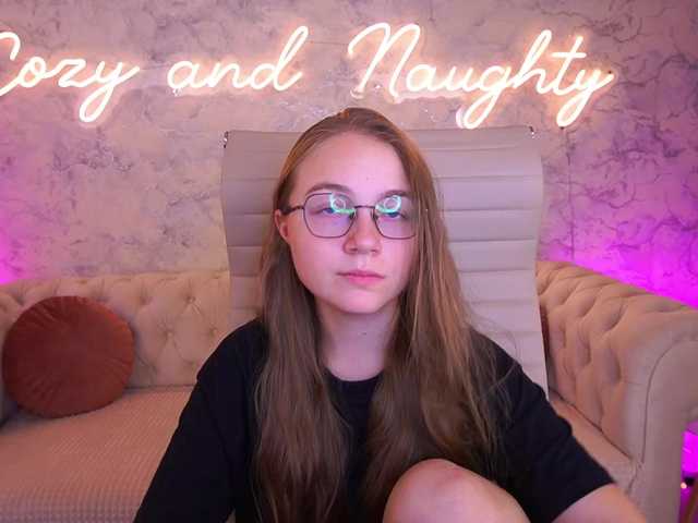 ArrinaWairr live cam on BongaCams