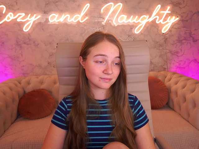 ArrinaWairr live cam on BongaCams