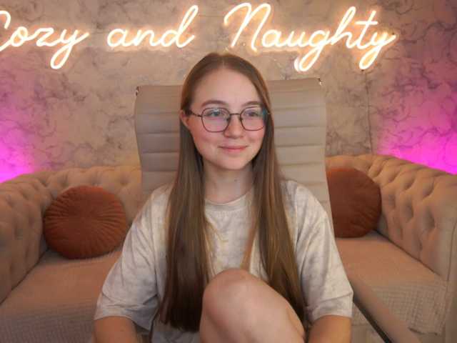 ArrinaWairr live cam on BongaCams